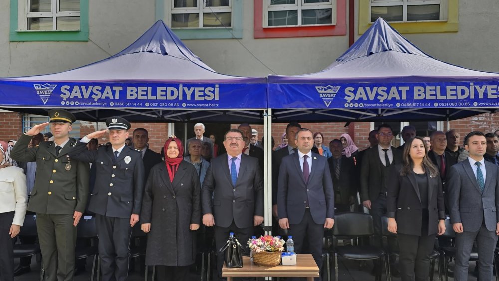 Şavşat’ta 23 Nisan Coşkusu: Miniklerden Muhteşem Gösteriler