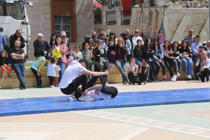 19 Mayıs Atatürk'ü Anma Gençlik ve Spor Bayramı Coşkuyla Kutlandı Medya Galerisi
