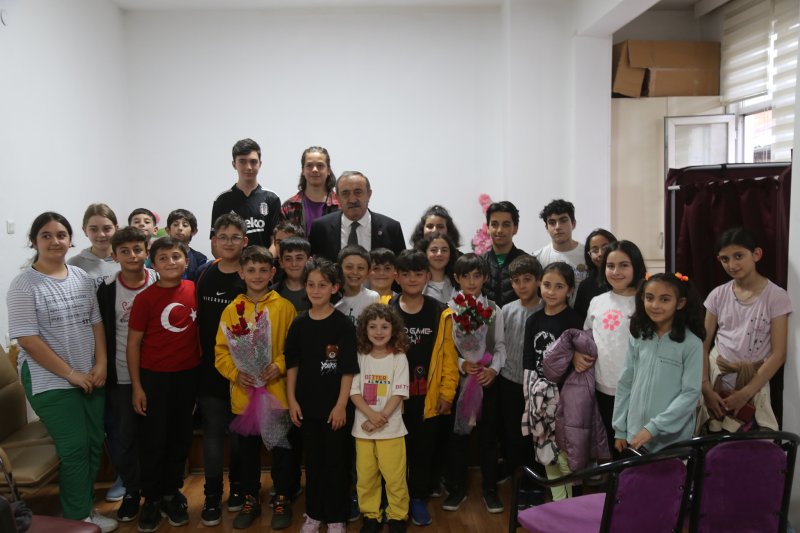 Artvin’in Tek Çocuk Belediyesi Yeni Başkanını Seçti Medya Galerisi