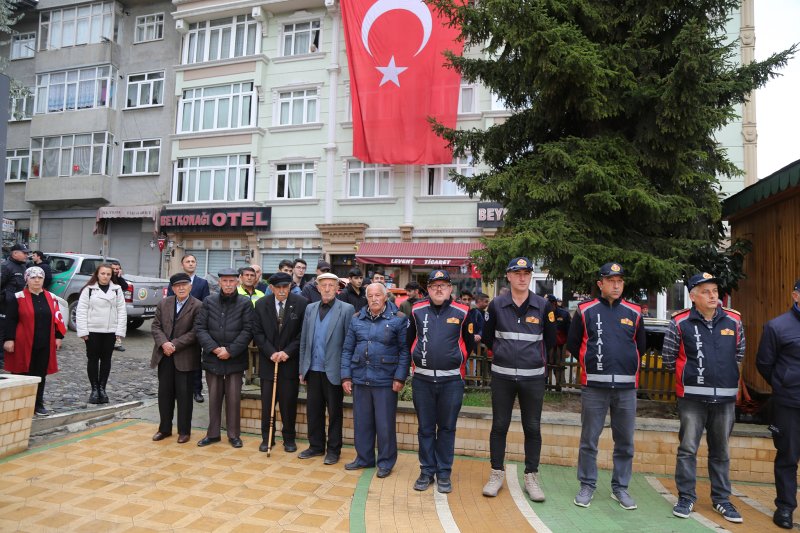 Gazi Mustafa Kemal Atatürk Ebediyete İntikalinin 85. Yıl Dönümünde Düzenlenen Programla Anıldı Medya Galerisi