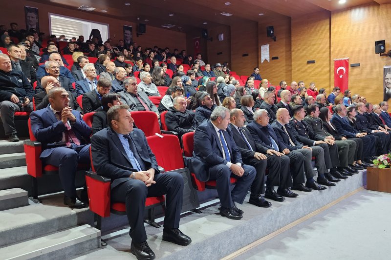 Gazi Mustafa Kemal Atatürk Ebediyete İntikalinin 85. Yıl Dönümünde Düzenlenen Programla Anıldı Medya Galerisi