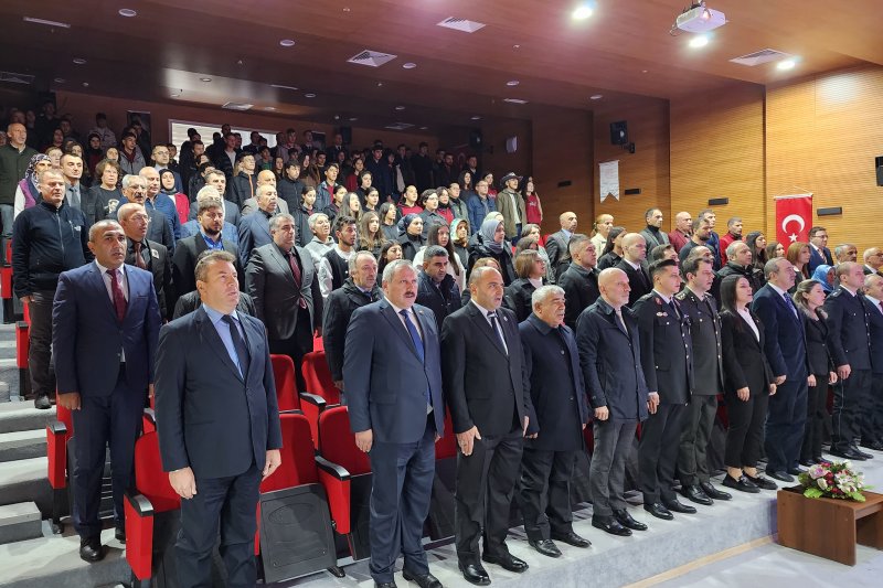 Gazi Mustafa Kemal Atatürk Ebediyete İntikalinin 85. Yıl Dönümünde Düzenlenen Programla Anıldı Medya Galerisi