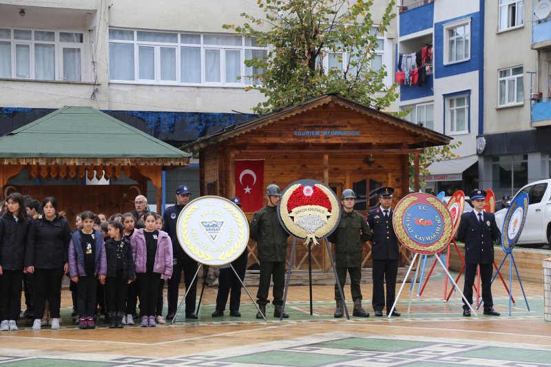 Gazi Mustafa Kemal Atatürk Ebediyete İntikalinin 85. Yıl Dönümünde Düzenlenen Programla Anıldı Medya Galerisi