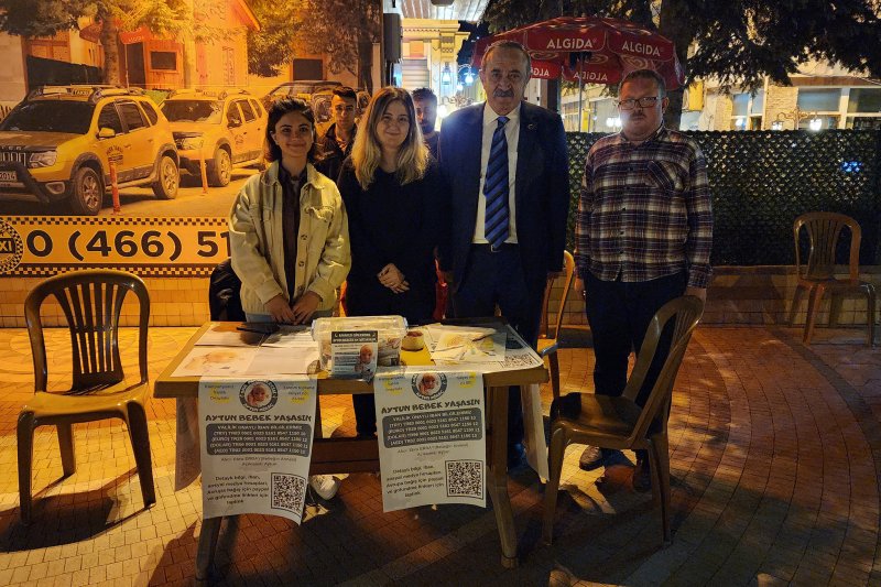 Şavşat Çocuk Belediyesi, Aytun Miraç için Etkinlik Düzenledi Medya Galerisi